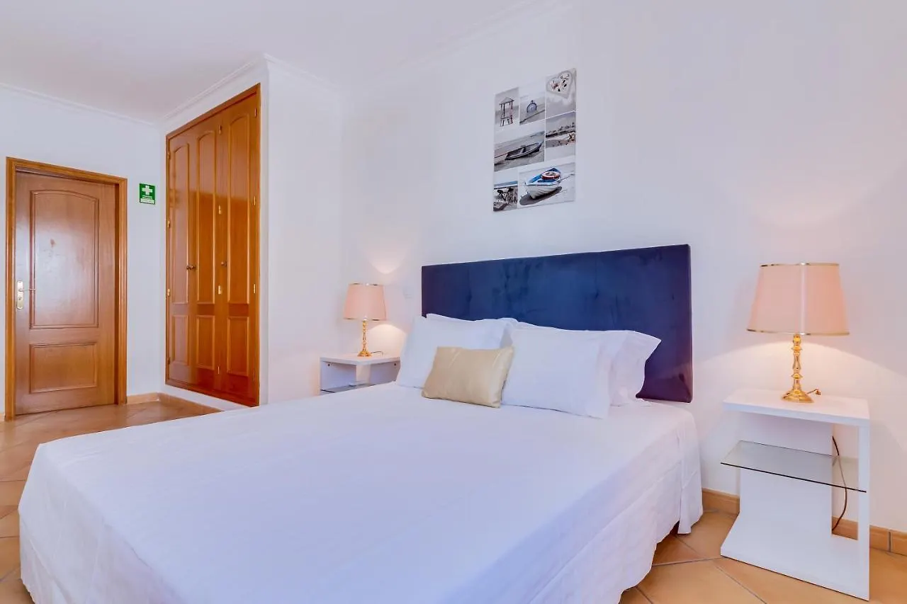 Al - Colina Beach Holidays Quarteira 0*,