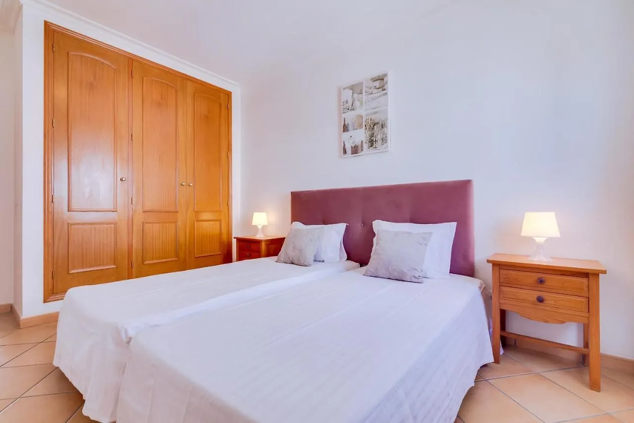 Al - Colina Beach Holidays Quarteira Apartment